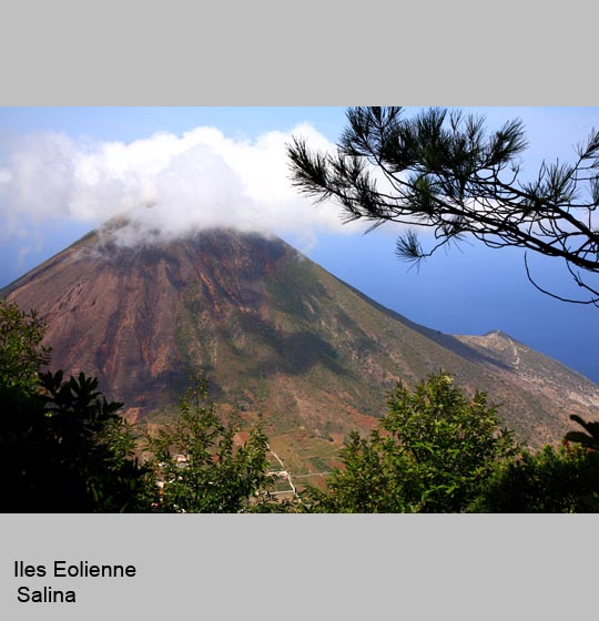 ile_eolienne/salina/salina6.jpg